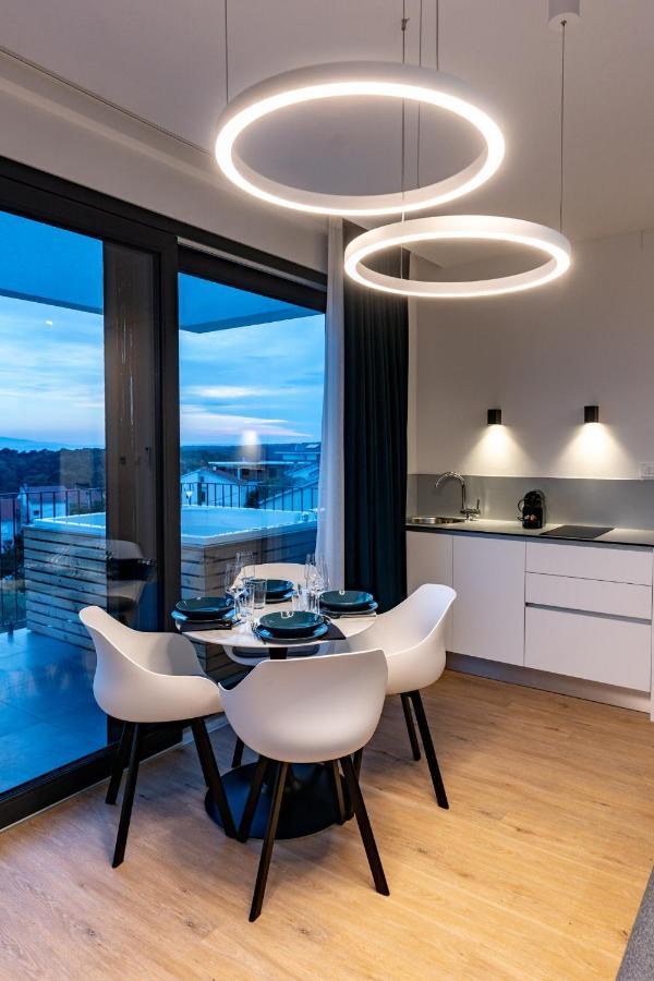 Panorama Suite Dora With Jacuzzi Palit Exterior photo
