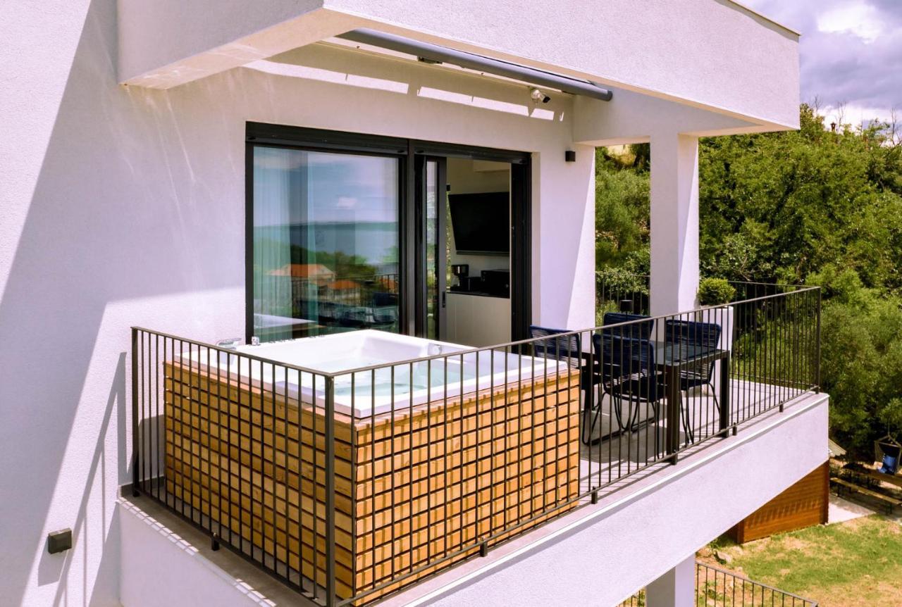 Panorama Suite Dora With Jacuzzi Palit Exterior photo